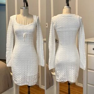Womens hollister long sleeve crochet knit dress in white size Xs